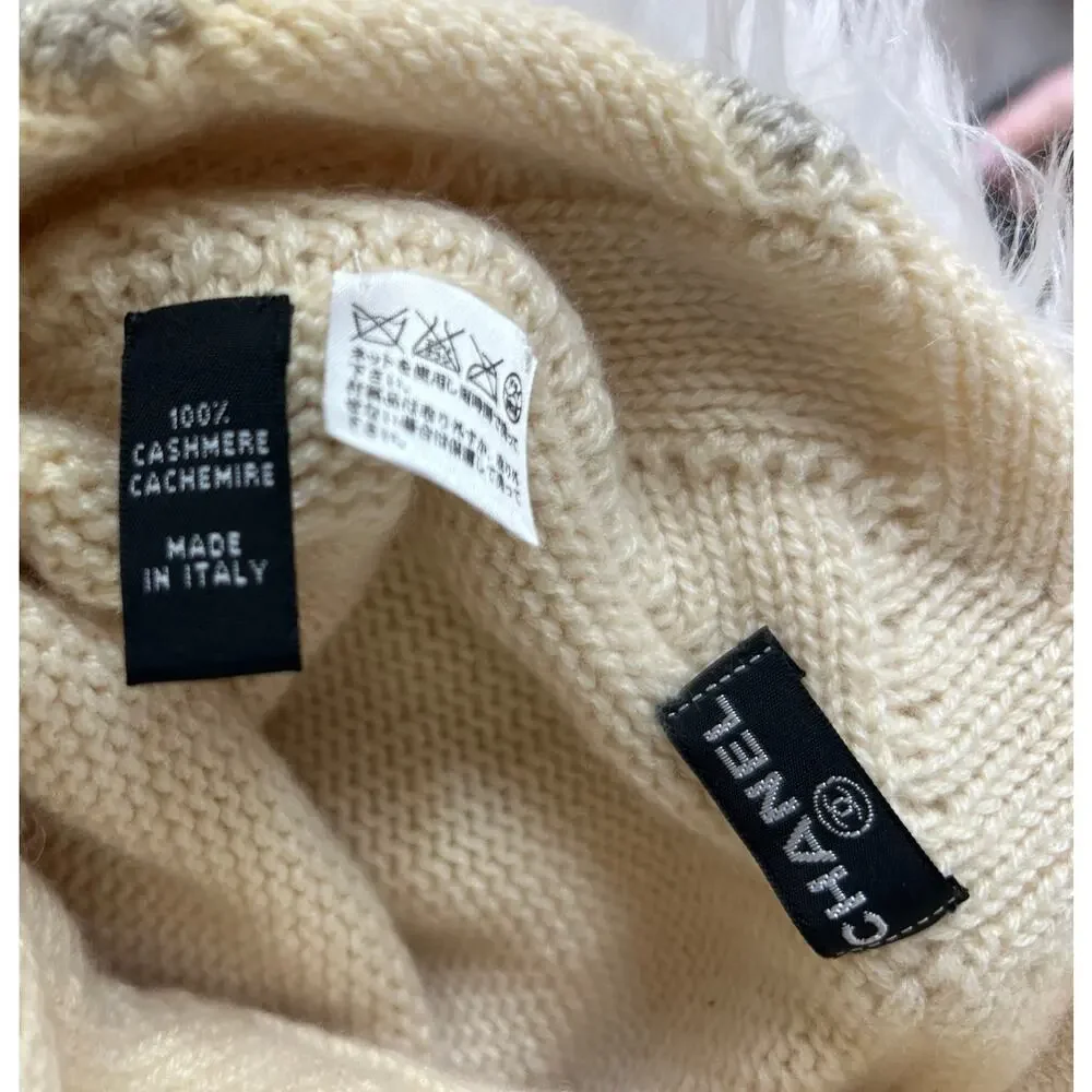 CHANEL Logo Cashmere Hat Beanie